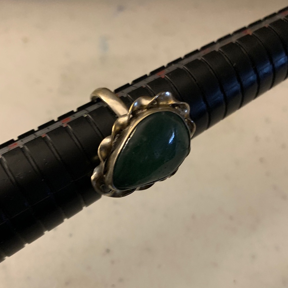 Vintage Green Stone Women's Ring